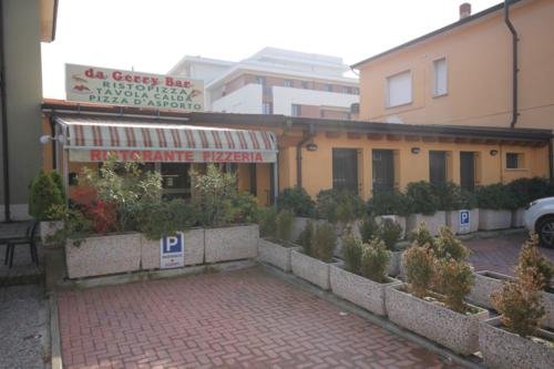 Pizzeria